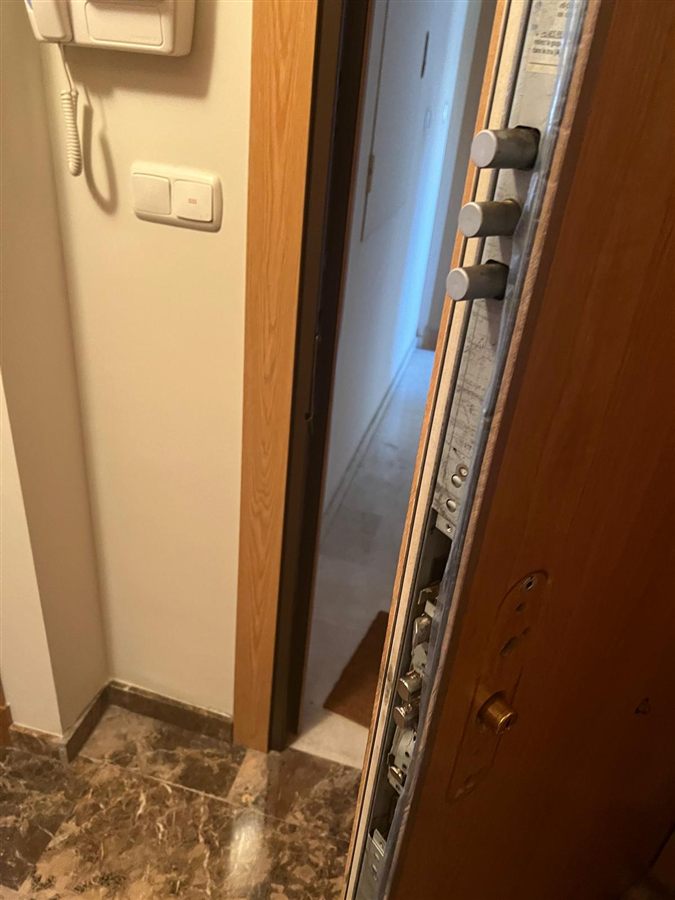 Cerradura de seguridad instalada en Arroyo de la Miel