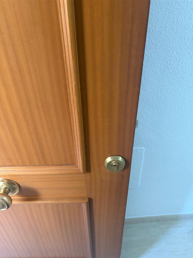 Cerrajero local Benalmádena 24 horas